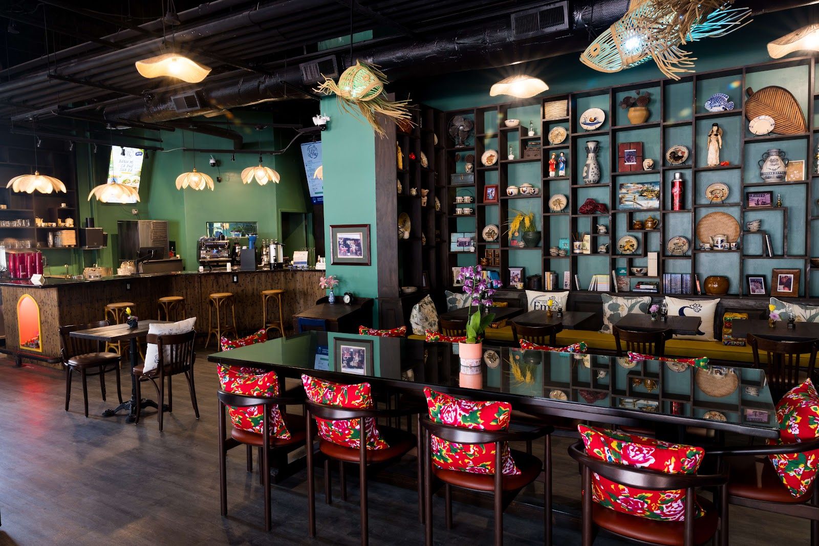 Em & Me Cafe