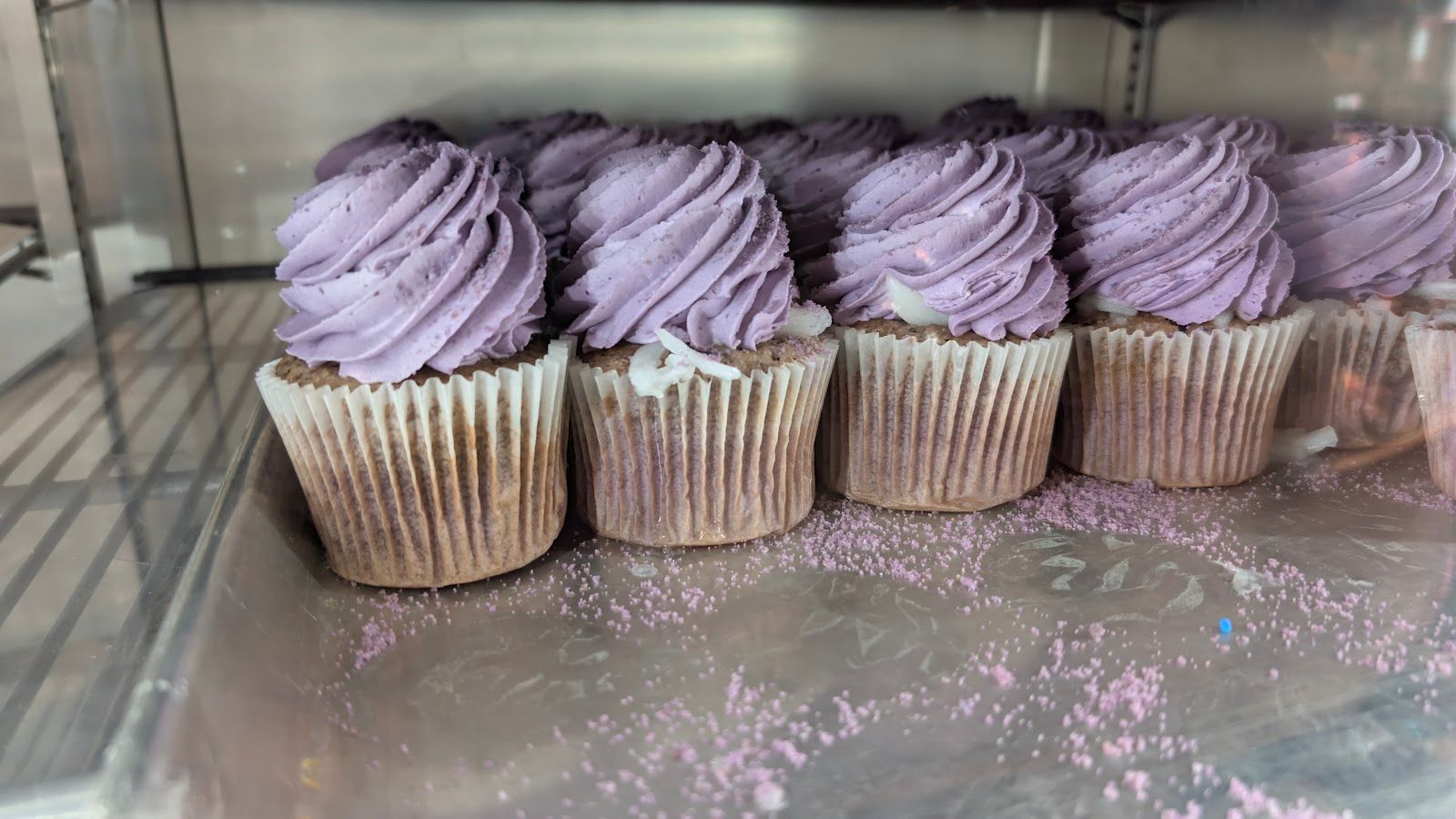 Jennivee's Bakery & Cafe