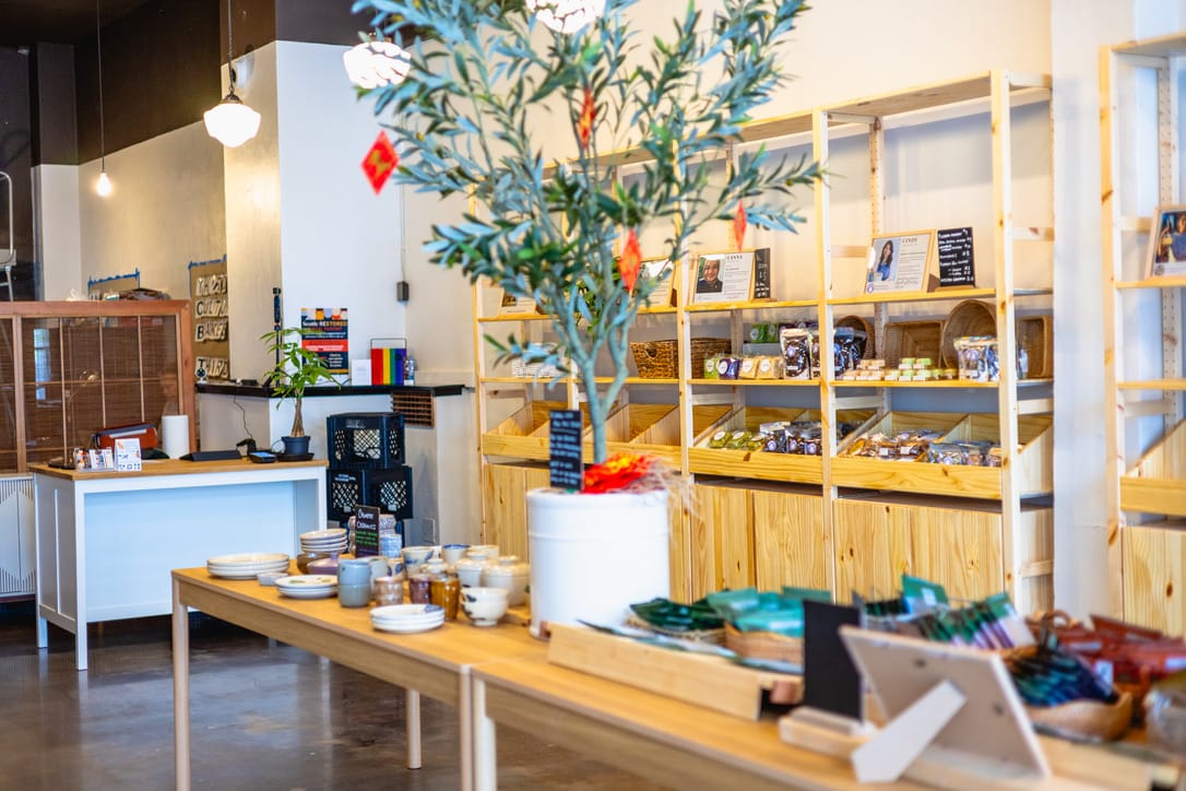 Anh Oi Bake Shop