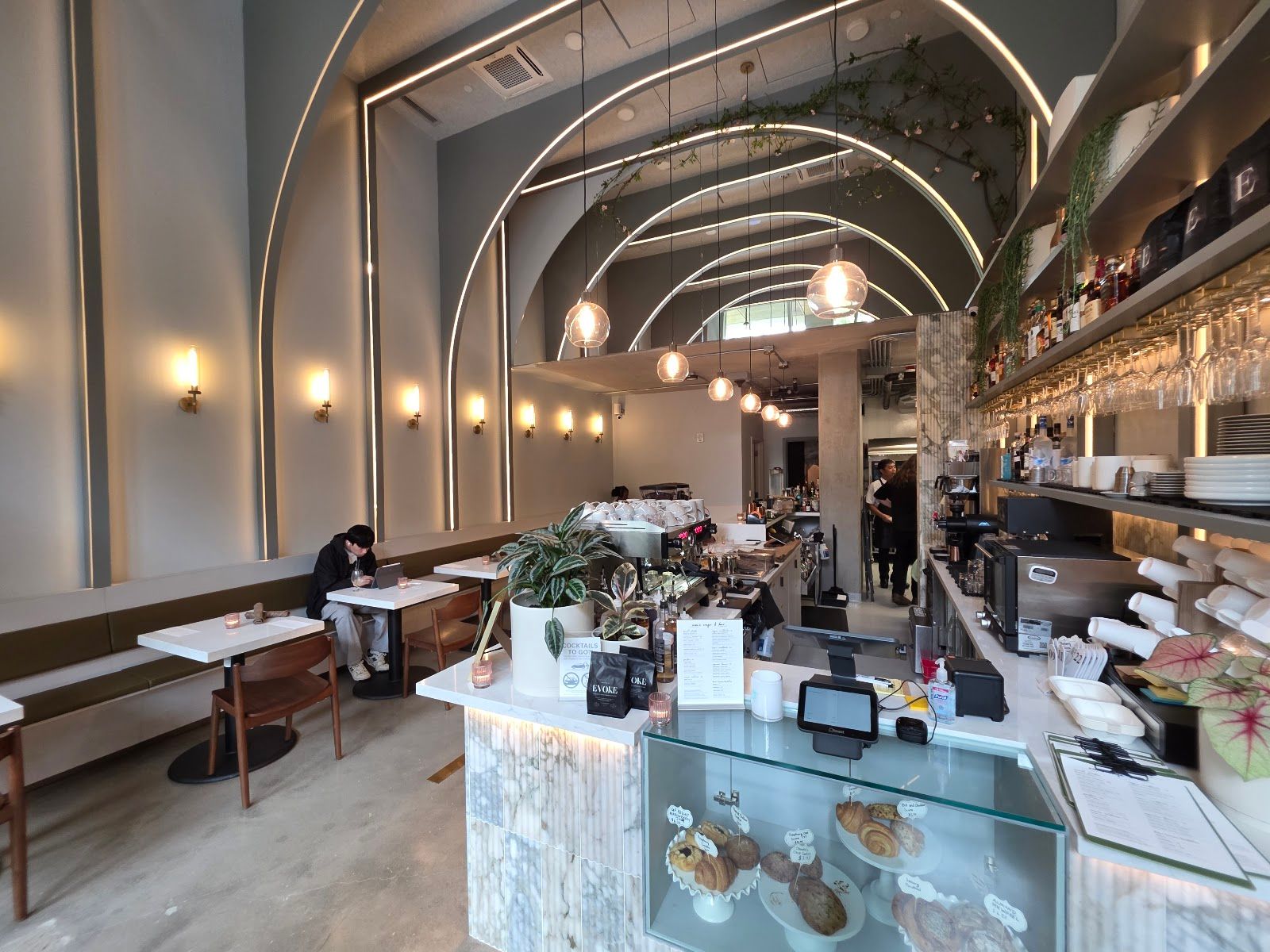 Eva's Cafe and Bar
